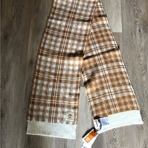 Timberland Tan and Cream Plaid Scarf New NWT Men’s or Women’s Fall Autumn Earthy